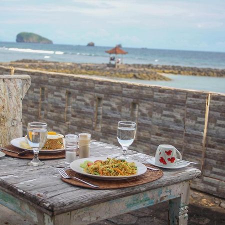 Temple Cafe & Cottages Кандидаса Екстер'єр фото